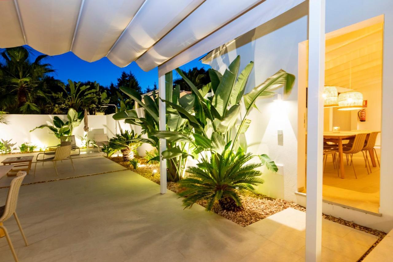 Ses Eufabietes Apartments & Restaurant Playa Migjorn Exteriör bild