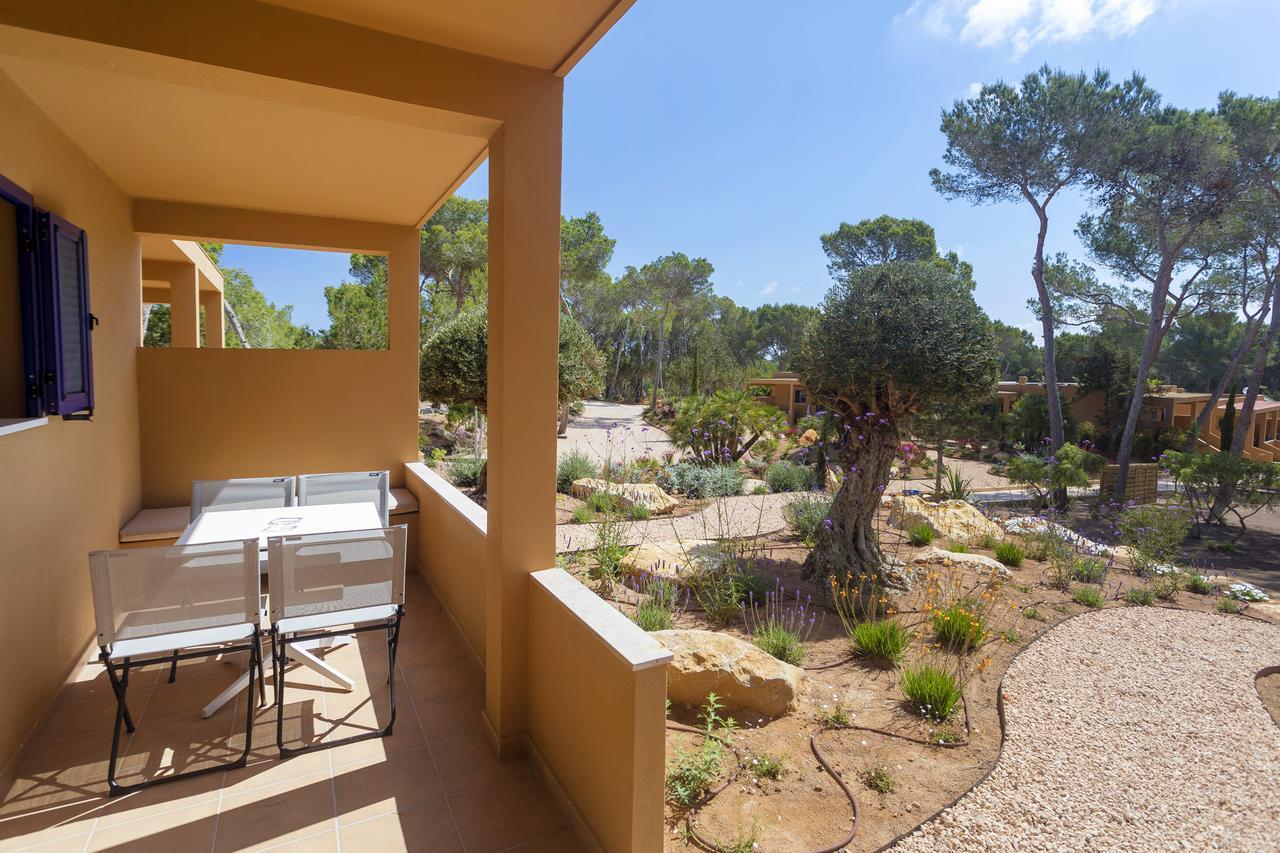 Ses Eufabietes Apartments & Restaurant Playa Migjorn Exteriör bild