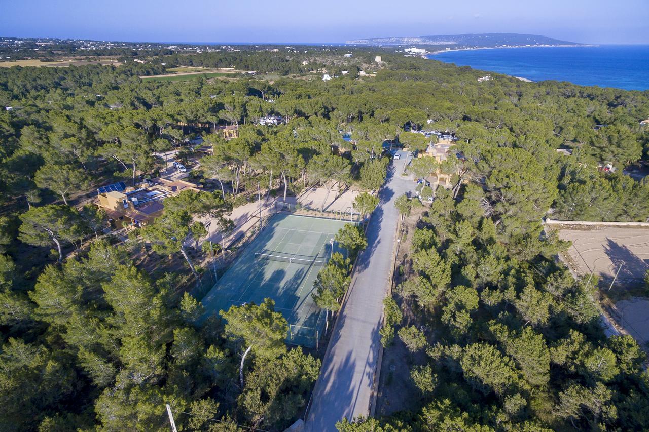 Ses Eufabietes Apartments & Restaurant Playa Migjorn Exteriör bild